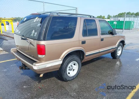 1996 Chevrolet Blazer from USA, damaged, VIN 1GNCS13W4TK233425